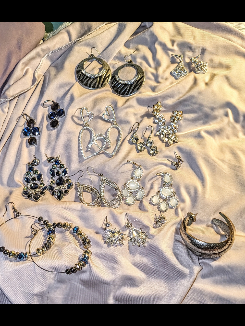 Fashion Jewelry Silver and Mixed Earrings Collection Lot
